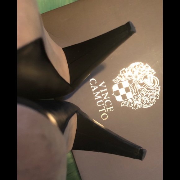 Vince Camuto booties - Picture 8 of 8